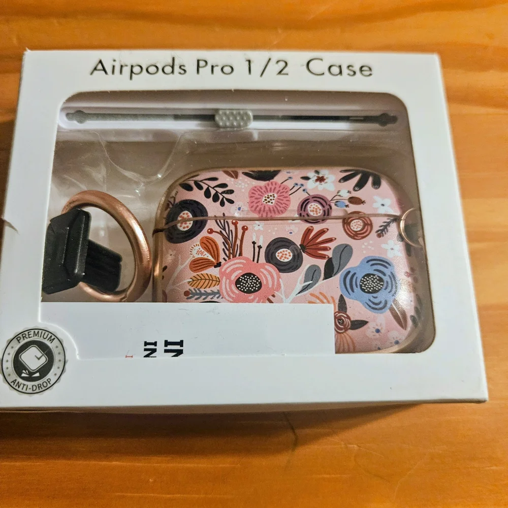 Floral Patterned Wireless Earbuds Case